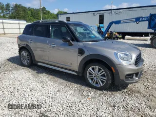 2018 MINI Countryman Cooper with VIN WMZYV5C36J3E04303, listed as a Copart auction lot 59775855 with 73,518 mi miles and Salvage title. Bid and sale history available at DreamBid. Image 4.