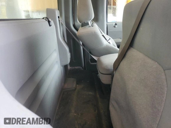 2007 Ford F-150 XL with VIN 1FTRF12237NA02185, listed as a Copart auction lot 52074215 with 204,888 mi miles and Salvage Title. Bid and sale history available at carsss.com. Image 10.