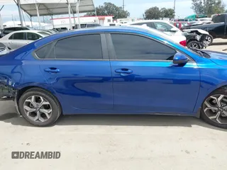 2019 Kia Forte LXS with VIN 3KPF24AD0KE117228, listed as a IAAI auction lot 42014637 with 88,681 mi miles and . Bid and sale history available at carsss.com. Image 14.