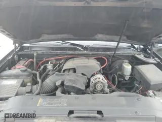 2010 Chevrolet Suburban LS with VIN 1GNUKHE37AR202562, listed as a Copart auction lot 47795755 with 445,593 mi miles and Clean Title. Bid and sale history available at carsss.com. Image 12.