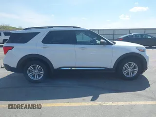 2022 Ford Explorer XLT с VIN 1FMSK8DHXNGA26620, выставлен на аукционе IAAI как лот 42335724 с пробегом 86 865 миль миль и . История ставок и продаж доступна на DreamBid. Изображение 13.