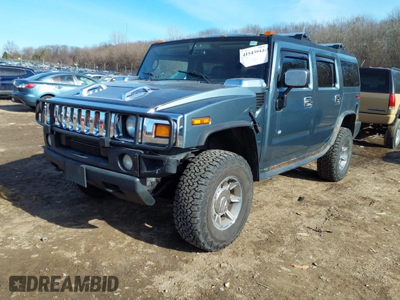 2005 Hummer H2 SUV with VIN 5GRGN23U15H117796, listed as a IAAI auction lot 41543913 with 195,560 mi miles. Bid and sale history available at carsss.com. Image 2.