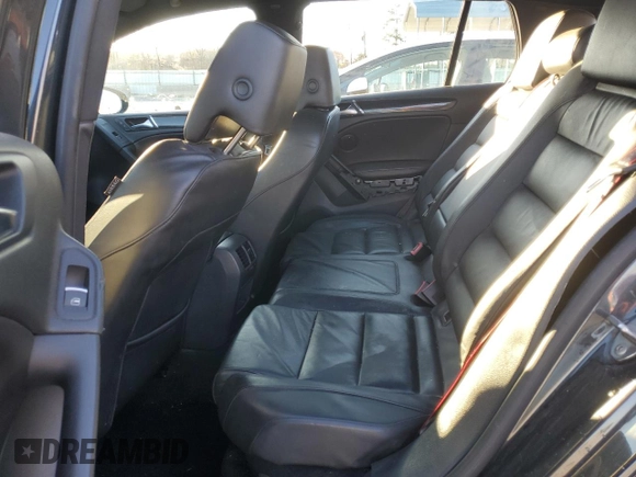 2013 Volkswagen GTI с VIN WVWGD7AJ9DW141526, выставлен на аукционе Copart как лот 49088555 с пробегом 141 052 миль миль и На запчасти • Non repairable. История ставок и продаж доступна на DreamBid. Изображение 10.