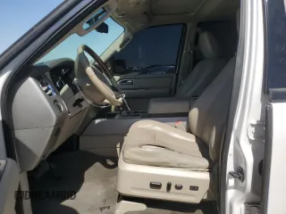 2010 Ford Expedition Limited с VIN 1FMJU1K57AEA34671, выставлен на аукционе Copart как лот 50102085 с пробегом 179 181 миль миль и Списание • Salvage title. История ставок и продаж доступна на DreamBid. Изображение 7.