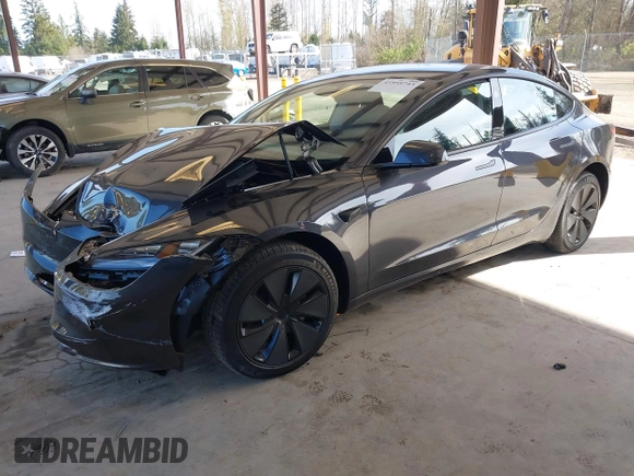 2025 Tesla Model 3 Long Range with VIN 5YJ3E1EA4SF987552, listed as a IAAI auction lot 41959743 with 187 mi miles and . Bid and sale history available at DreamBid. Image 17.