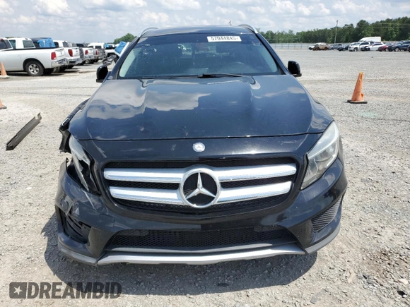 2015 Mercedes-Benz GLA 250 z VIN WDCTG4EB6FJ141758, wystawiony jako Copart lot #57044845 z przebiegiem 156 485 mil mil oraz Tytuł czysty. Historia ofert i sprzedaży dostępna na DreamBid. Obrazek 5.