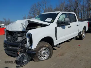 2023 Ford F-250 XL with VIN 1FT7W2BA9PEC16943, listed as a IAAI auction lot 41688677 with 7,668 mi miles and . Bid and sale history available at DreamBid. Image 17.