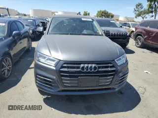 2020 Audi Q5 Premium Plus with VIN WA1E2AFY6L2068292, listed as a Copart auction lot 66568444 with 43,992 mi miles and Salvage title. Bid and sale history available at DreamBid. Image 5.