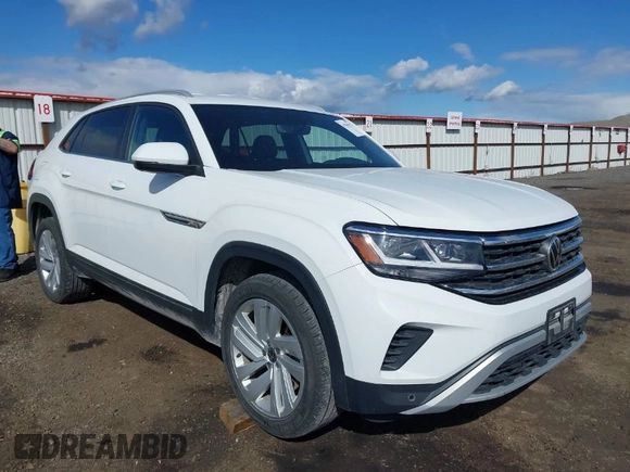 2022 Volkswagen Atlas SE with VIN 1V2HE2CA8NC224402, listed as a IAAI auction lot 41964747 with 50,233 mi miles and . Bid and sale history available at DreamBid. Image 1.