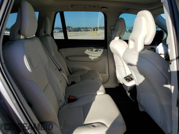 2020 Volvo XC90 Momentum with VIN YV4102CK9L1586853, listed as a Copart auction lot 80652854 with 20,256 mi miles and Clean Title. Bid and sale history available at carsss.com. Image 11.