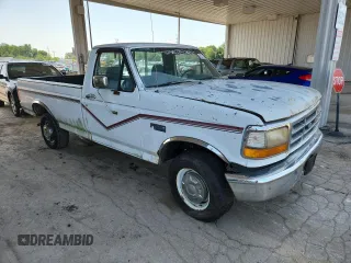 1993 Ford F-250 with VIN 1FTHF25Y3PLA94797, listed as a Copart auction lot 62071595 with 189,058 mi miles and Clean title. Bid and sale history available at DreamBid. Image 4.