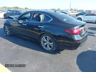 2017 Infiniti Q70 3.7 with VIN JN1BY1AP8HM740678, listed as a IAAI auction lot 42330788 with 47,461 mi miles and . Bid and sale history available at DreamBid. Image 3.