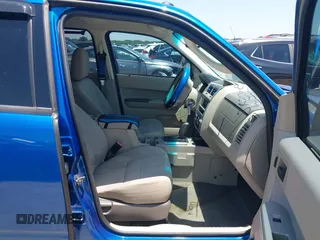 2012 Ford Escape XLT z VIN 1FMCU0DG4CKB32580, wystawiony jako IAAI lot #42520068 z przebiegiem 206 135 mil mil oraz . Historia ofert i sprzedaży dostępna na DreamBid. Obrazek 5.