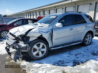 2009 Mercedes-Benz M 350 z VIN 4JGBB86EX9A530516, wystawiony jako Copart lot #45565145 z przebiegiem 176 158 mil mil oraz Nie do naprawy • Non repairable. Historia ofert i sprzedaży dostępna na DreamBid. Obrazek 1.