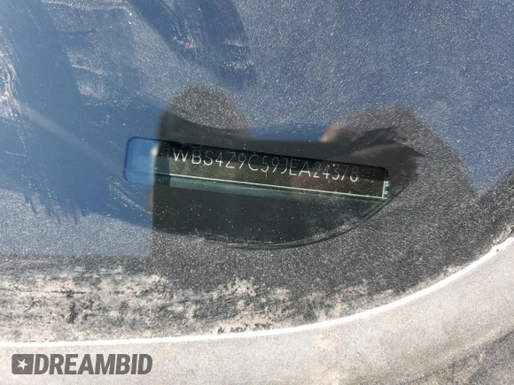 2018 BMW M4 z VIN WBS4Z9C59JEA24378, wystawiony jako Copart lot #45688245 z przebiegiem Nie podano mil oraz Szkoda całkowita • Salvage title. Historia ofert i sprzedaży dostępna na DreamBid. Obrazek 12.