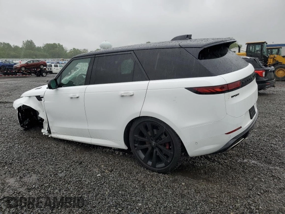 2024 Land Rover Range Rover Sport Dynamic SE with VIN SAL1L9FU7RA410210, listed as a Copart auction lot 56207195 with 14,651 mi miles and Salvage title. Bid and sale history available at DreamBid. Image 2.