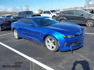 2017 Chevrolet Camaro 1LT with VIN 1G1FB1RX5H0103123, listed as a IAAI auction lot 41801944 with 179,495 mi miles. Bid and sale history available at carsss.com. Image 1.