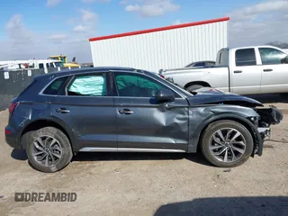 2022 Audi Q5 S line Premium Plus with VIN WA1EAAFY9N2102781, listed as a IAAI auction lot 41724284 with 1 mi miles. Bid and sale history available at carsss.com. Image 13.