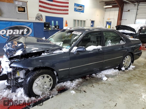 2004 Acura RL w/Navigation System with VIN JH4KA96684C001616, listed as a Copart auction lot 83496294 with 0 mi miles and Salvage Title. Bid and sale history available at carsss.com. Image 1.