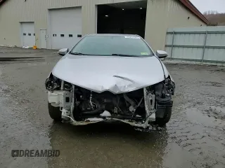 2016 Scion iM z VIN JTNKARJE5GJ515953, wystawiony jako Copart lot #45211585 z przebiegiem 171 600 mil mil oraz Szkody całkowita. Historia ofert i sprzedaży dostępna na DreamBid. Obrazek 14.
