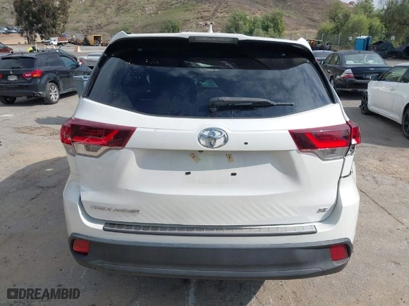 2019 Toyota Highlander SE with VIN 5TDKZRFHXKS308146, listed as a IAAI auction lot 41556837 with 52,555 mi miles. Bid and sale history available at carsss.com. Image 16.