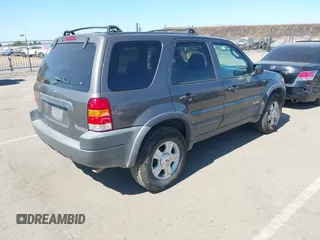 2002 Ford Escape XLT Choice с VIN 1FMYU03132KB02925, выставлен на аукционе IAAI как лот 42686731 с пробегом 171 171 миль миль и . История ставок и продаж доступна на DreamBid. Изображение 4.