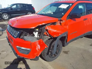 2017 Jeep Compass Sport with VIN 3C4NJDAB1HT628125, listed as a IAAI auction lot 42218375 with 52,415 mi miles and . Bid and sale history available at DreamBid. Image 6.