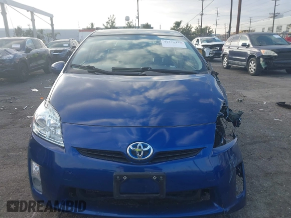 2010 Toyota Prius II with VIN JTDKN3DU3A0153692, listed as a IAAI auction lot 41371359 with 129,195 mi miles. Bid and sale history available at carsss.com. Image 12.