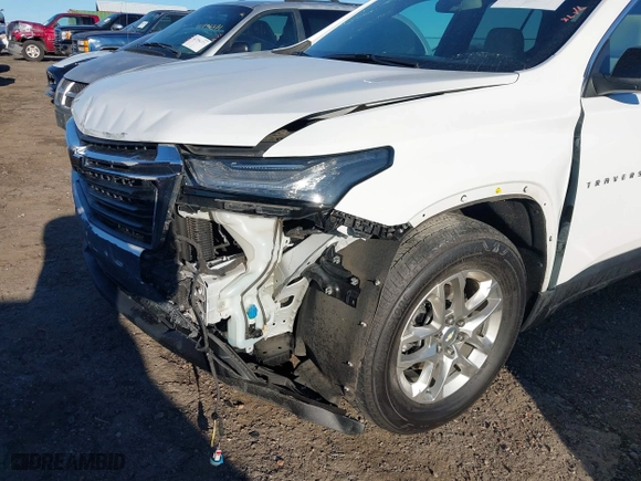 2022 Chevrolet Traverse LS with VIN 1GNERFKW4NJ132381, listed as a IAAI auction lot 41822204 with 85,110 mi miles. Bid and sale history available at carsss.com. Image 6.