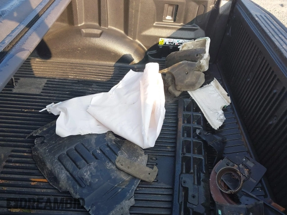 2018 Ford F-150 XL with VIN 1FTEW1EP9JFB24945, listed as a IAAI auction lot 42380592 with 132,895 mi miles and . Bid and sale history available at DreamBid. Image 12.