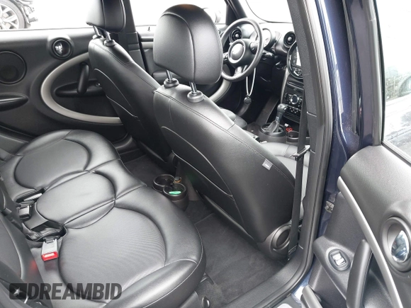 2016 MINI Countryman with VIN WMWZB3C55GWR46917, listed as a IAAI auction lot 42421995 with 23,157 mi miles and . Bid and sale history available at DreamBid. Image 8.