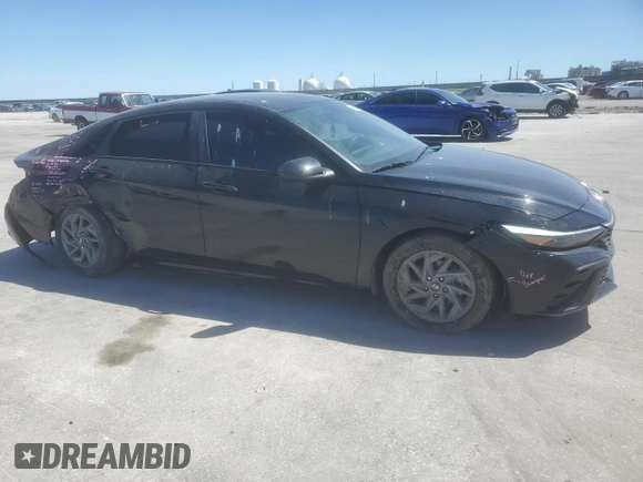 2024 Hyundai Elantra SEL with VIN KMHLM4DG8RU703072, listed as a Copart auction lot 48698685 with 29,827 mi miles and Salvage Title. Bid and sale history available at carsss.com. Image 4.