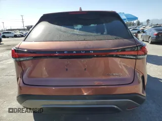 2023 Lexus RX 350 z VIN 2T2BAMCA2PC016603, wystawiony jako Copart lot #61083605 z przebiegiem 22 175 mil mil oraz Szkoda całkowita • Salvage title. Historia ofert i sprzedaży dostępna na DreamBid. Obrazek 6.