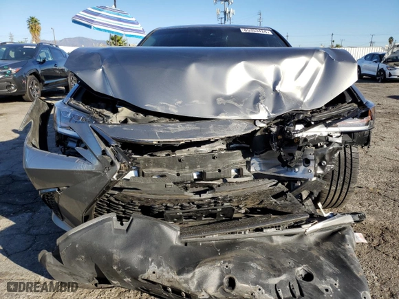 2019 Lexus ES with VIN 58ABZ1B10KU051170, listed as a Copart auction lot 85353424 with 68,345 mi miles and Salvage Title. Bid and sale history available at carsss.com. Image 5.