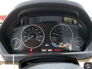 2018 BMW 3 Series 320i xDrive with VIN WBA8E5G52JNU46686, listed as a Copart auction lot 81999984 with 121,394 mi miles and Salvage Title. Bid and sale history available at carsss.com. Image 9.