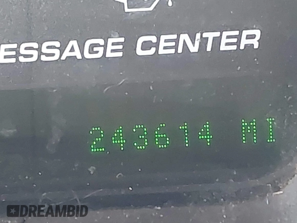 2004 Ford Expedition Eddie Bauer z VIN 1FMFU17L14LA32802, wystawiony jako IAAI lot #42409552 z przebiegiem 243 614 mil mil oraz . Historia ofert i sprzedaży dostępna na DreamBid. Obrazek 15.