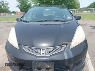 2009 Honda Fit Sport с VIN JHMGE88499S064608, выставлен на аукционе IAAI как лот 42488742 с пробегом 246 527 миль миль и . История ставок и продаж доступна на DreamBid. Изображение 6.