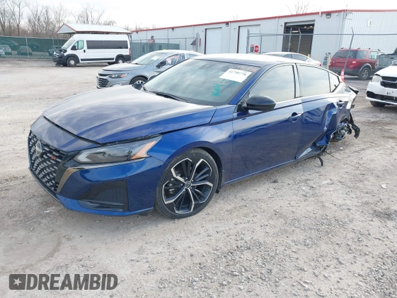 2024 Nissan Altima SR z VIN 1N4BL4CVXRN315652, wystawiony jako IAAI lot #41790778 z przebiegiem 32 686 mil mil oraz . Historia ofert i sprzedaży dostępna na DreamBid. Obrazek 18.