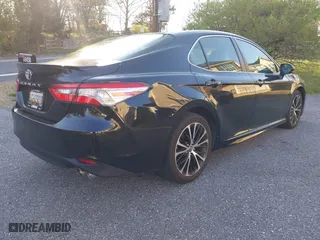 2018 Toyota Camry LE with VIN JTNB11HK9J3015903, listed as a IAAI auction lot 41949640 with 82,161 mi miles. Bid and sale history available at carsss.com. Image 4.