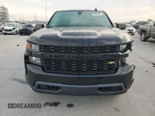 2020 Chevrolet Silverado 1500 Custom with VIN 1GCRWBEF9LZ258712, listed as a Copart auction lot 42992025 with 61,300 mi miles and Salvage Title. Bid and sale history available at carsss.com. Image 5.
