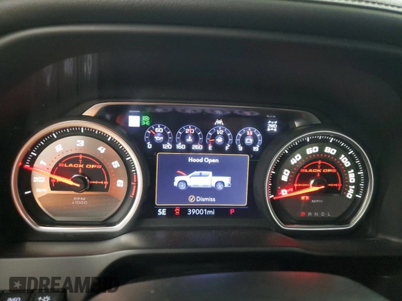 2020 Chevrolet Silverado 1500 LTZ with VIN 1GCUYGEL2LZ104009, listed as a Copart auction lot 68456944 with 39,001 mi miles and Salvage Title. Bid and sale history available at DreamBid. Image 9.