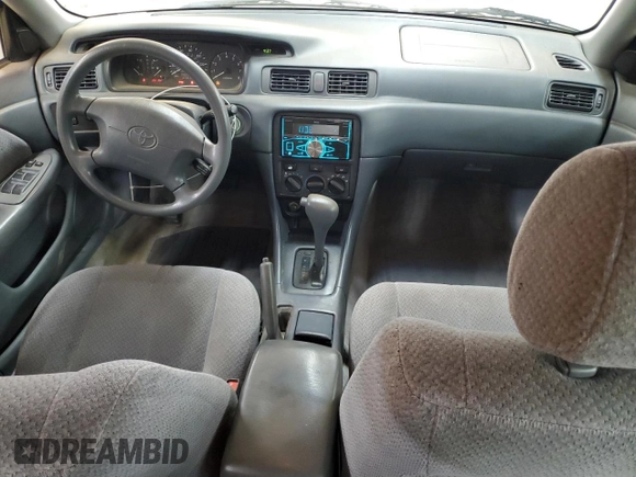 2000 Toyota Camry CE с VIN 4T1BG22KXYU002515, выставлен на аукционе Copart как лот 57896555 с пробегом 250 692 миль миль и Списание • Salvage title. История ставок и продаж доступна на DreamBid. Изображение 8.