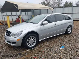 2006 Mercedes-Benz R-Class 5.0L with VIN 4JGCB75E46A016785, listed as a IAAI auction lot 41429563 with 1 mi miles. Bid and sale history available at carsss.com. Image 2.
