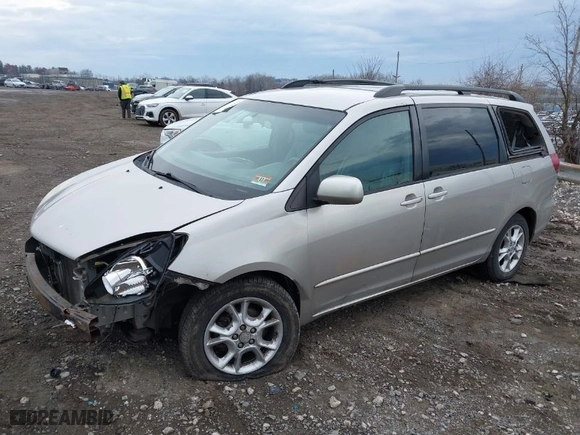 2005 Toyota Sienna XLE with VIN 5TDBA22C85S031333, listed as a IAAI auction lot 41685907 with 175,352 mi miles. Bid and sale history available at carsss.com. Image 2.