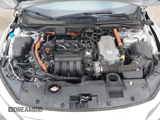 2019 Honda Insight LX with VIN 19XZE4F10KE010635, listed as a IAAI auction lot 42084158 with 105,606 mi miles and . Bid and sale history available at carsss.com. Image 10.