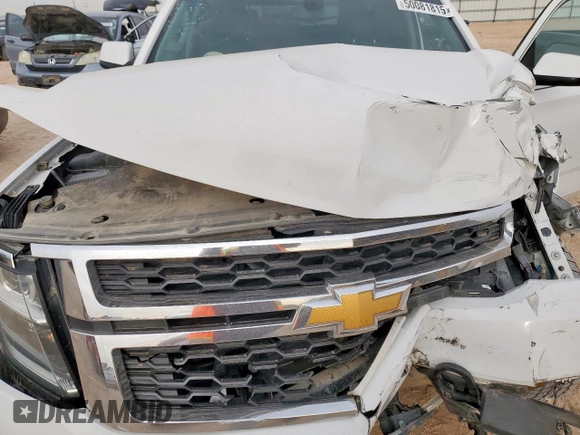 2018 Chevrolet Tahoe LS z VIN 1GNSKAKC4JR149743, wystawiony jako Copart lot #50081815 z przebiegiem 52 005 mil mil oraz Szkoda całkowita • Salvage title. Historia ofert i sprzedaży dostępna na DreamBid. Obrazek 12.