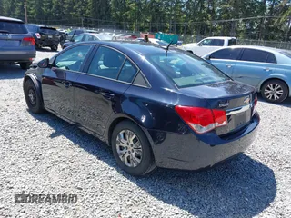 2014 Chevrolet Cruze LS z VIN 1G1PA5SG6E7320028, wystawiony jako IAAI lot #42350021 z przebiegiem 103 864 mil mil oraz . Historia ofert i sprzedaży dostępna na DreamBid. Obrazek 3.