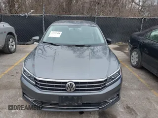 2016 Volkswagen Passat S z VIN 1VWAS7A31GC052520, wystawiony jako IAAI lot #41547408 z przebiegiem 129 730 mil mil oraz . Historia ofert i sprzedaży dostępna na DreamBid. Obrazek 12.
