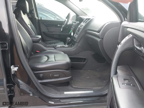 2017 GMC Acadia Limited Limited with VIN 1GKKRSKD3HJ198268, listed as a IAAI auction lot 42012273 with 149,800 mi miles. Bid and sale history available at carsss.com. Image 5.