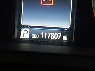 2015 Toyota Camry XLE with VIN 4T1BF1FK9FU072205, listed as a IAAI auction lot 42061915 with 117,807 mi miles. Bid and sale history available at carsss.com. Image 16.